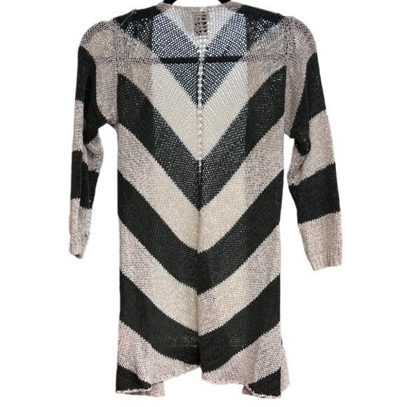 Women's‎ Charming Charlie Olive Green and Beige Open Front Cardigan Size Small - Picture 3 of 4